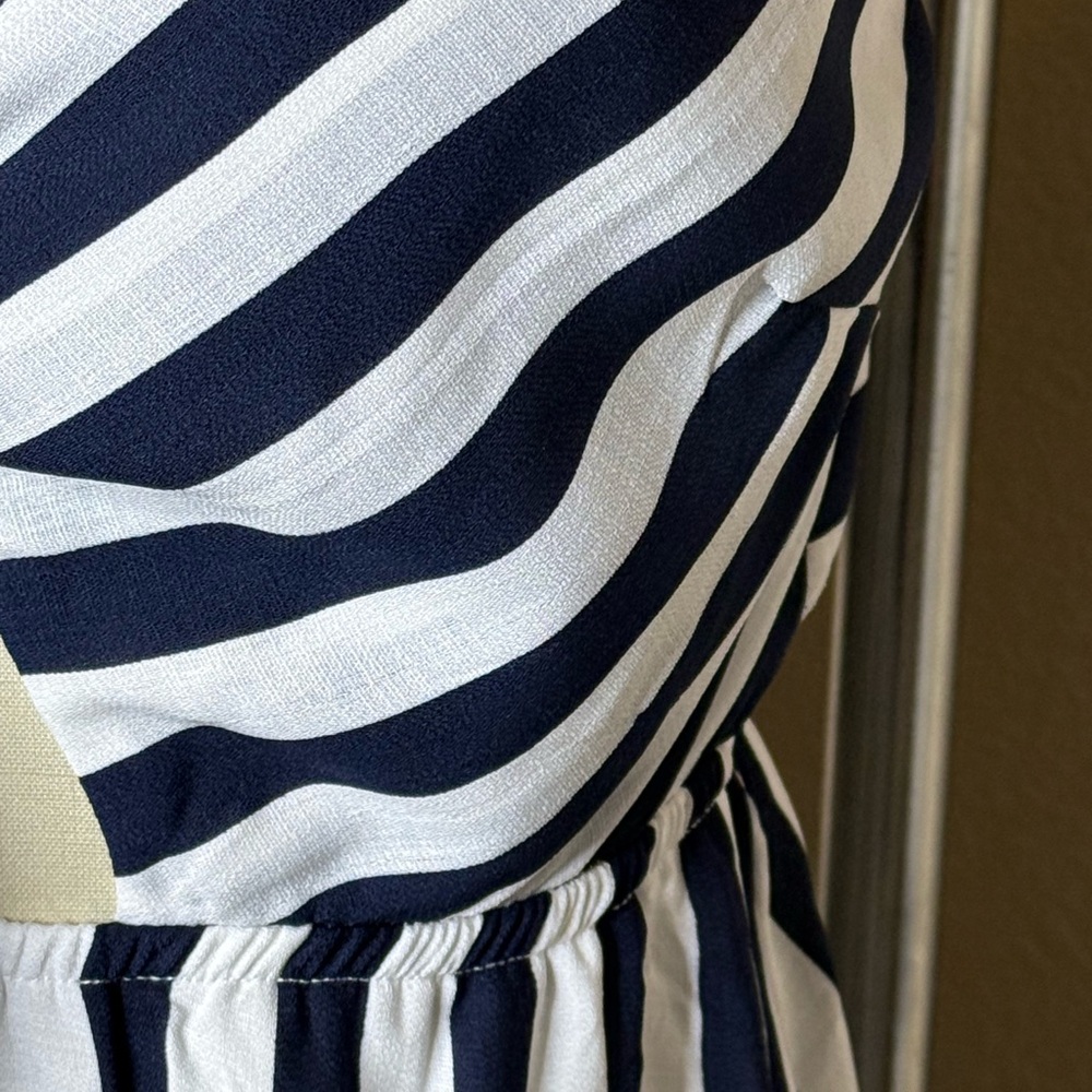 Papaya Striped Tie-Front‎ Dress - Picture 4 of 8
